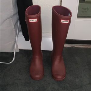 hunter rain boots!